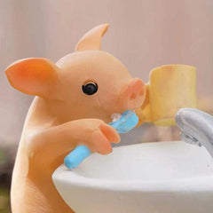 Creative Cute Brushing Teeth Pig Figurine, Cartoon Simulation Animal Model, Exquisite Small Gift for Birthday/Qixi Festival