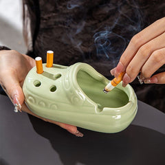 Cute Ceramic Hole Shoe Ashtray, High Aesthetic Office Home Living Room Trendy Ashtray (Splash-Proof)