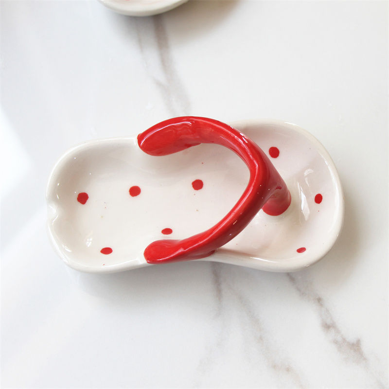 Creative Cute Cartoon Ceramic Ashtray, Ins Style Trendy Personalized Slipper Design, Home Gift for Boyfriend