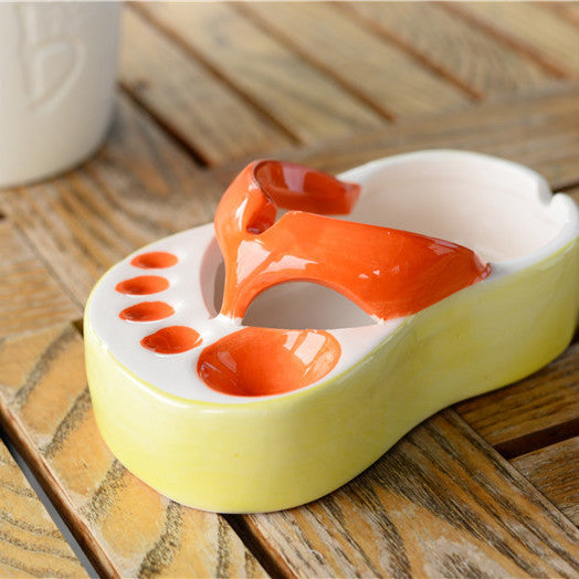 Creative Cute Cartoon Ceramic Ashtray, Ins Style Trendy Personalized Slipper Design, Home Gift for Boyfriend