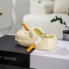 Cute Ceramic Hole Shoe Ashtray, High Aesthetic Office Home Living Room Trendy Ashtray (Splash-Proof)