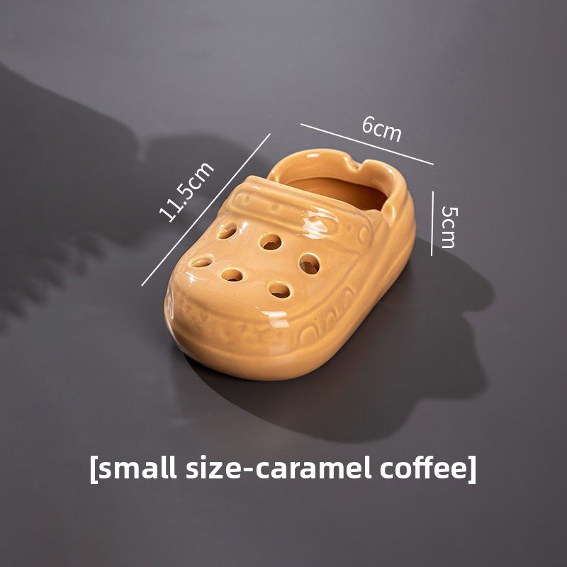 Cute Ceramic Hole Shoe Ashtray, High Aesthetic Office Home Living Room Trendy Ashtray (Splash-Proof)